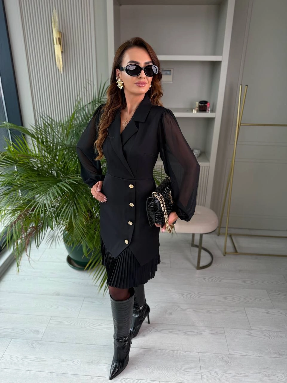 Tasarım%20Siyah%20Pilise%20Detaylı%20Astarlı%20Elbise