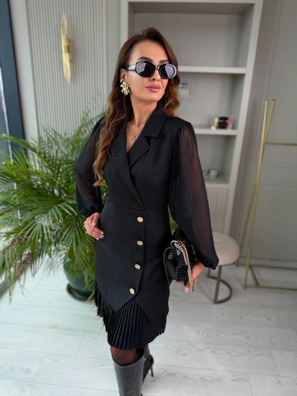 Tasarım%20Siyah%20Pilise%20Detaylı%20Astarlı%20Elbise