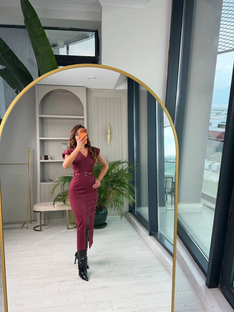 Bordo%20Kemerli%20Vatkalı%20Nubuk%20Süet%20Elbise