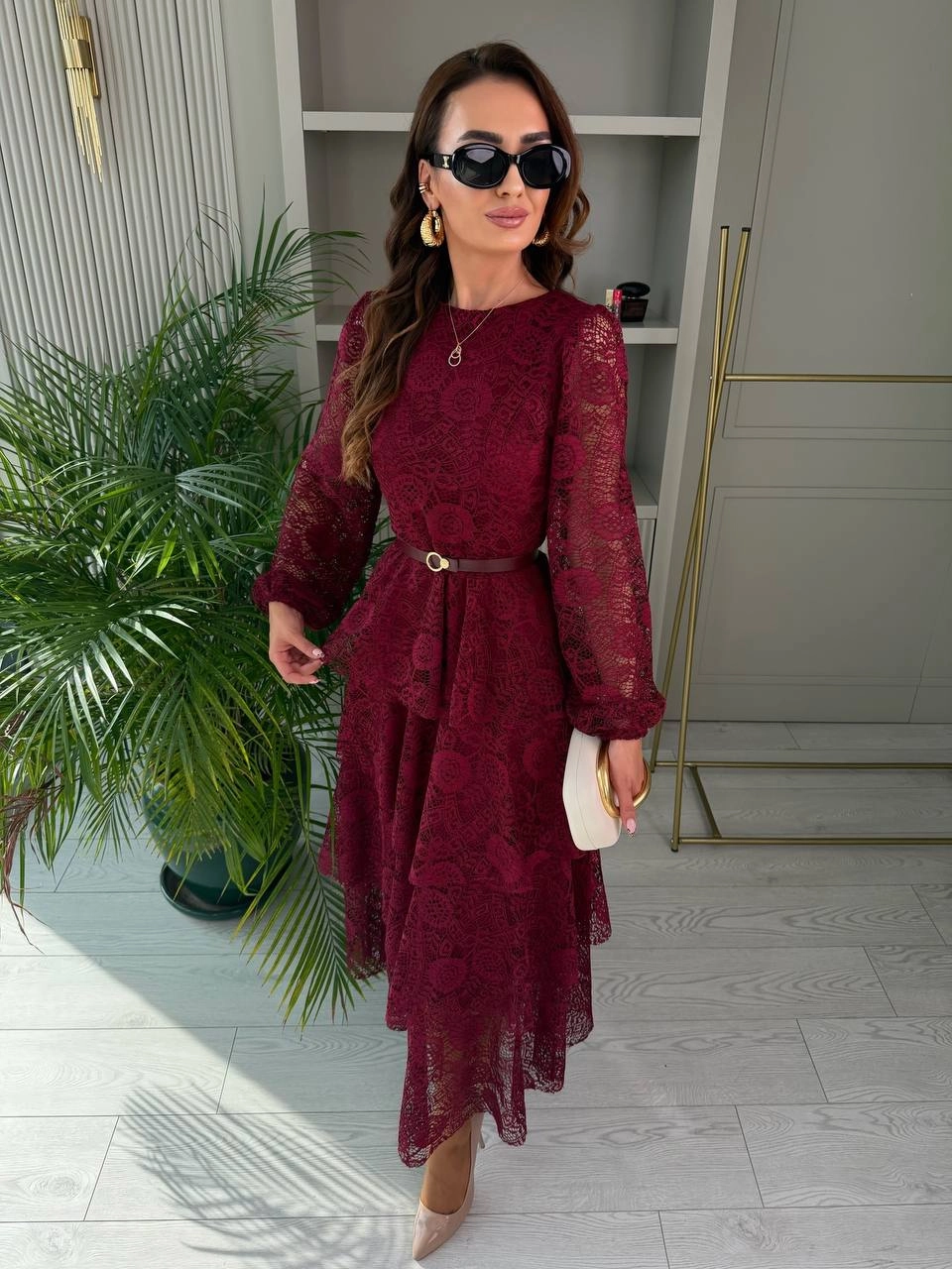 Tasarım%20Bordo%20Kat%20Kat%20Kemerli%20Astarlı%20Premium%20Dantel%20Elbise