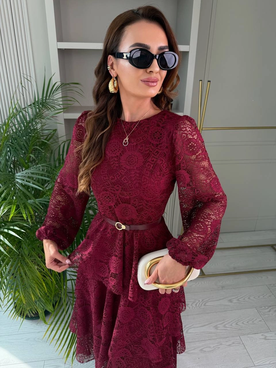 Tasarım%20Bordo%20Kat%20Kat%20Kemerli%20Astarlı%20Premium%20Dantel%20Elbise