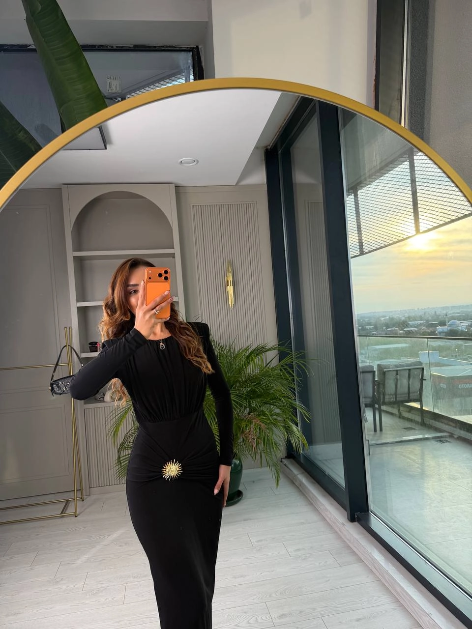 Siyah%20Vatkalı%20Bel%20Aksesuar%20Detay%20İthal%20Likralı%20Candy%20Kumaş%20Elbise