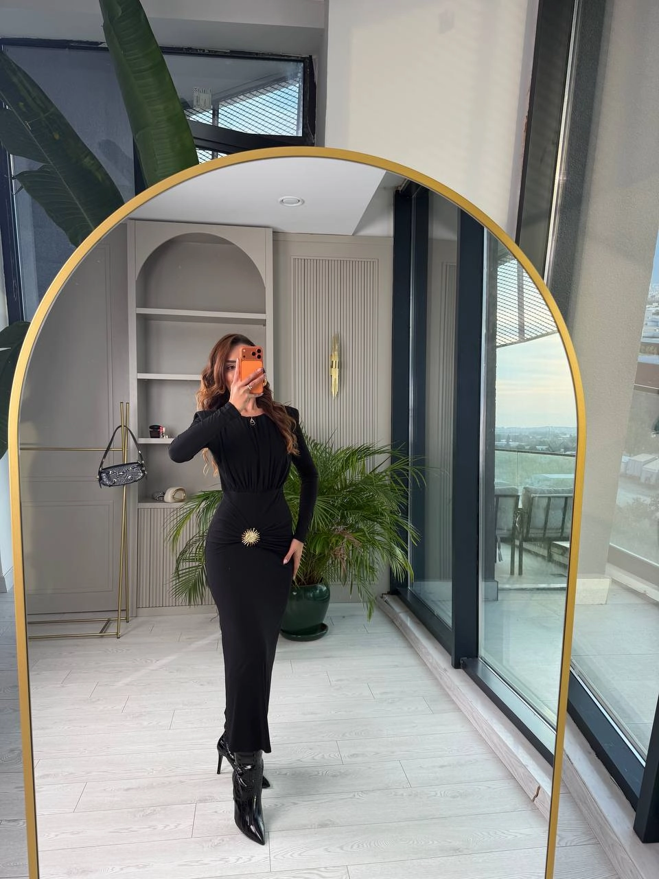 Siyah%20Vatkalı%20Bel%20Aksesuar%20Detay%20İthal%20Likralı%20Candy%20Kumaş%20Elbise