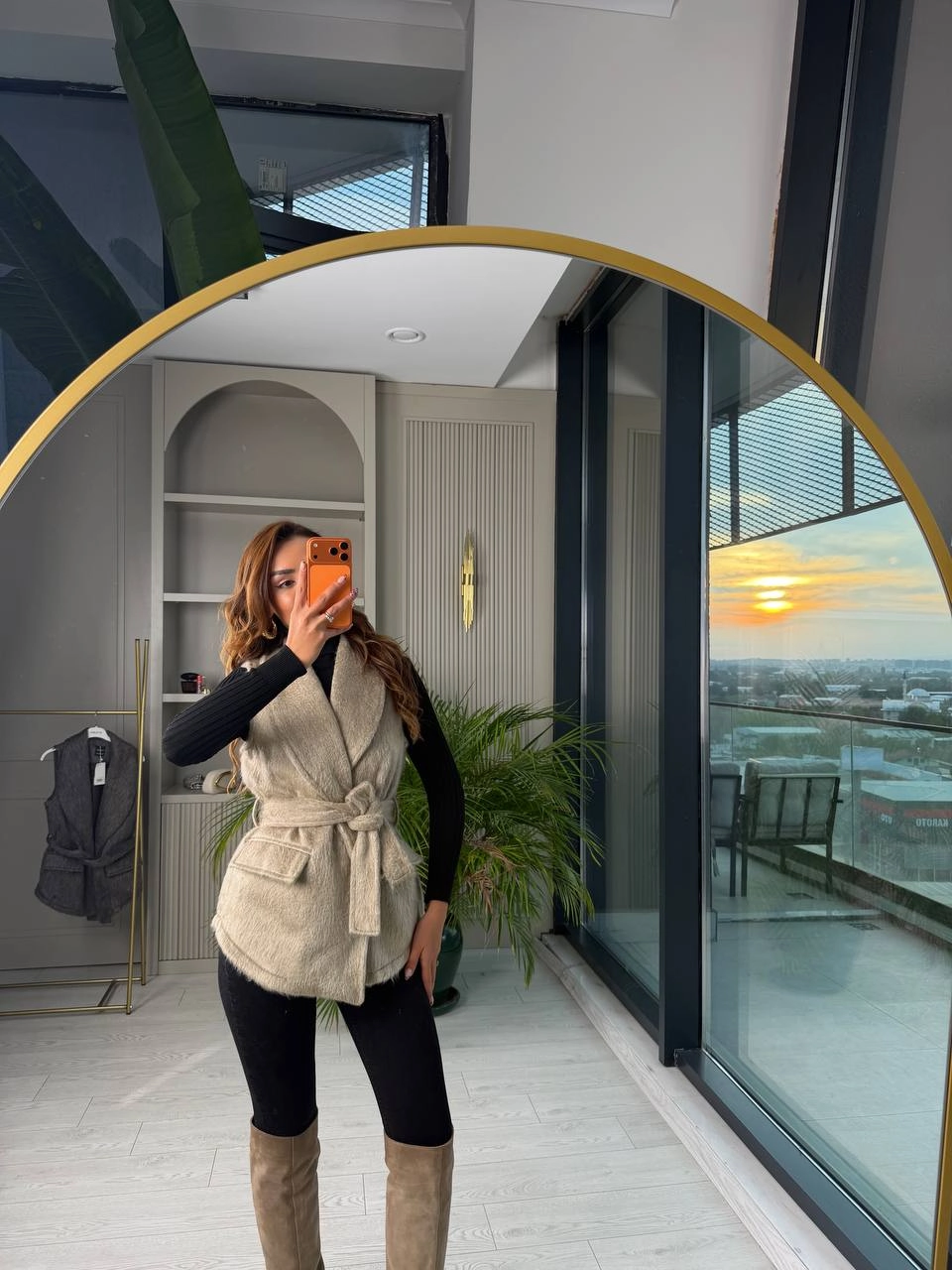 Bej%20Rengi%20Astarlı%20Premium%20Kürk%20Yelek