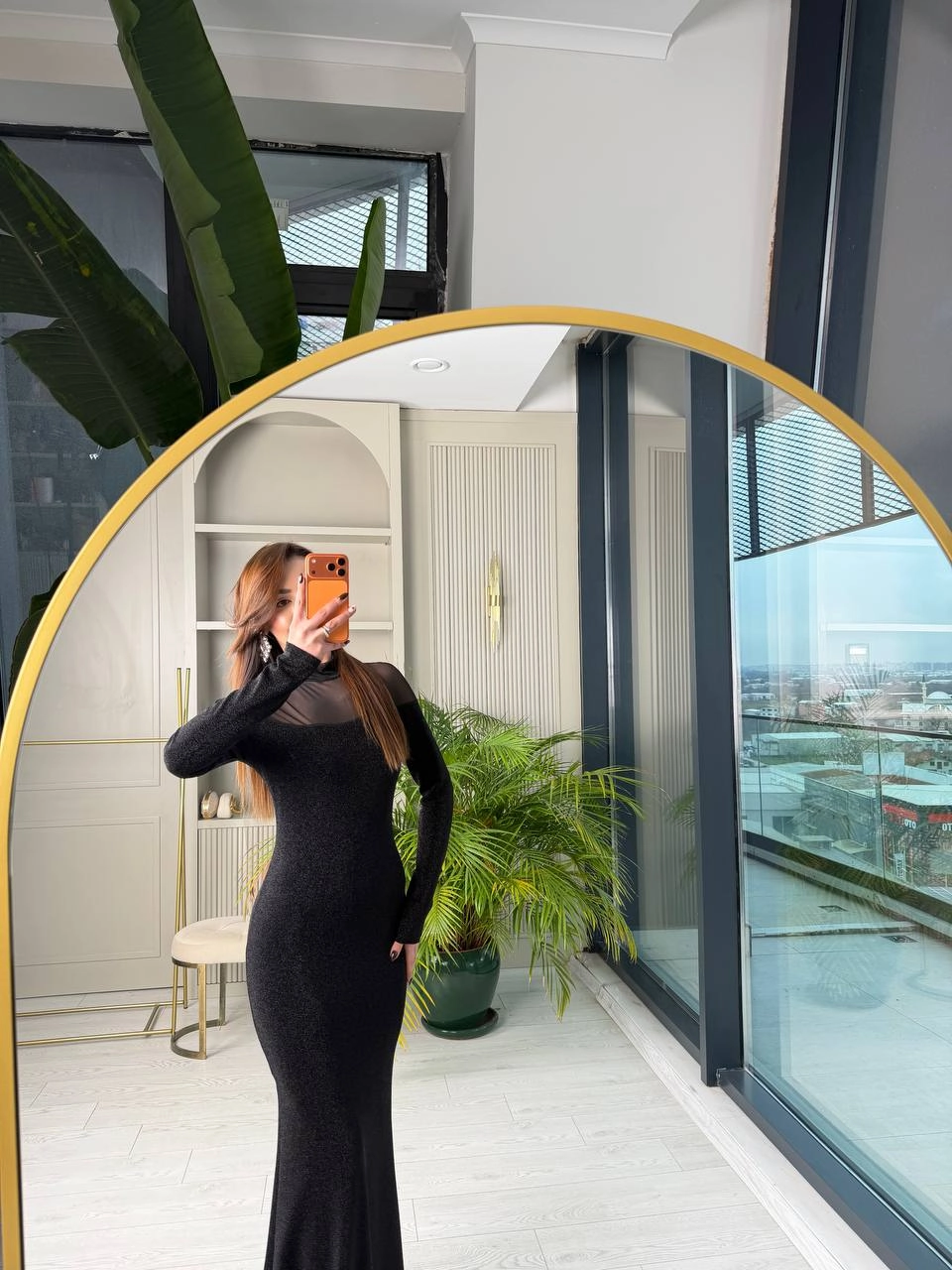 Tasarım%20İthal%20Işıltılı%20Kumaş%20Tül%20Detaylı%20Balık%20Form%20Elbise