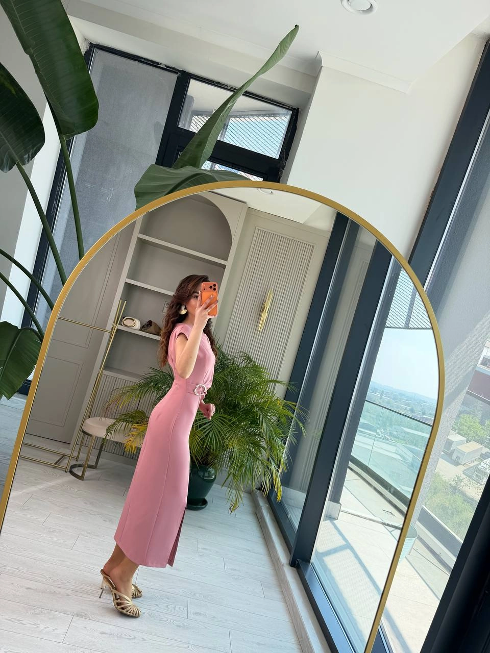 Pembe%20Zara%20Model%20Bel%20Tokalı%20Lüks%20Atlas%20Kumaş%20Kalem%20Elbise