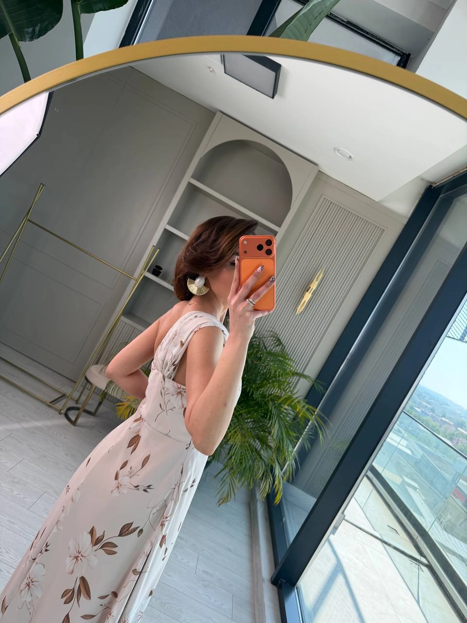 Bej%20Floral%20Desen%20Astarlı%20Helen%20Şifon%20Elbise