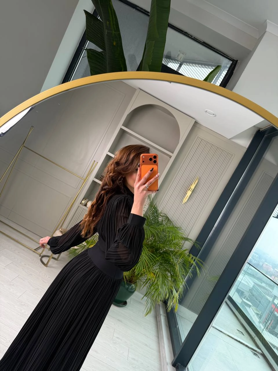 Tasarım%20Siyah%20İnce%20Piliseli%20Bel%20Detay%20Premium%20Şifon%20Elbise