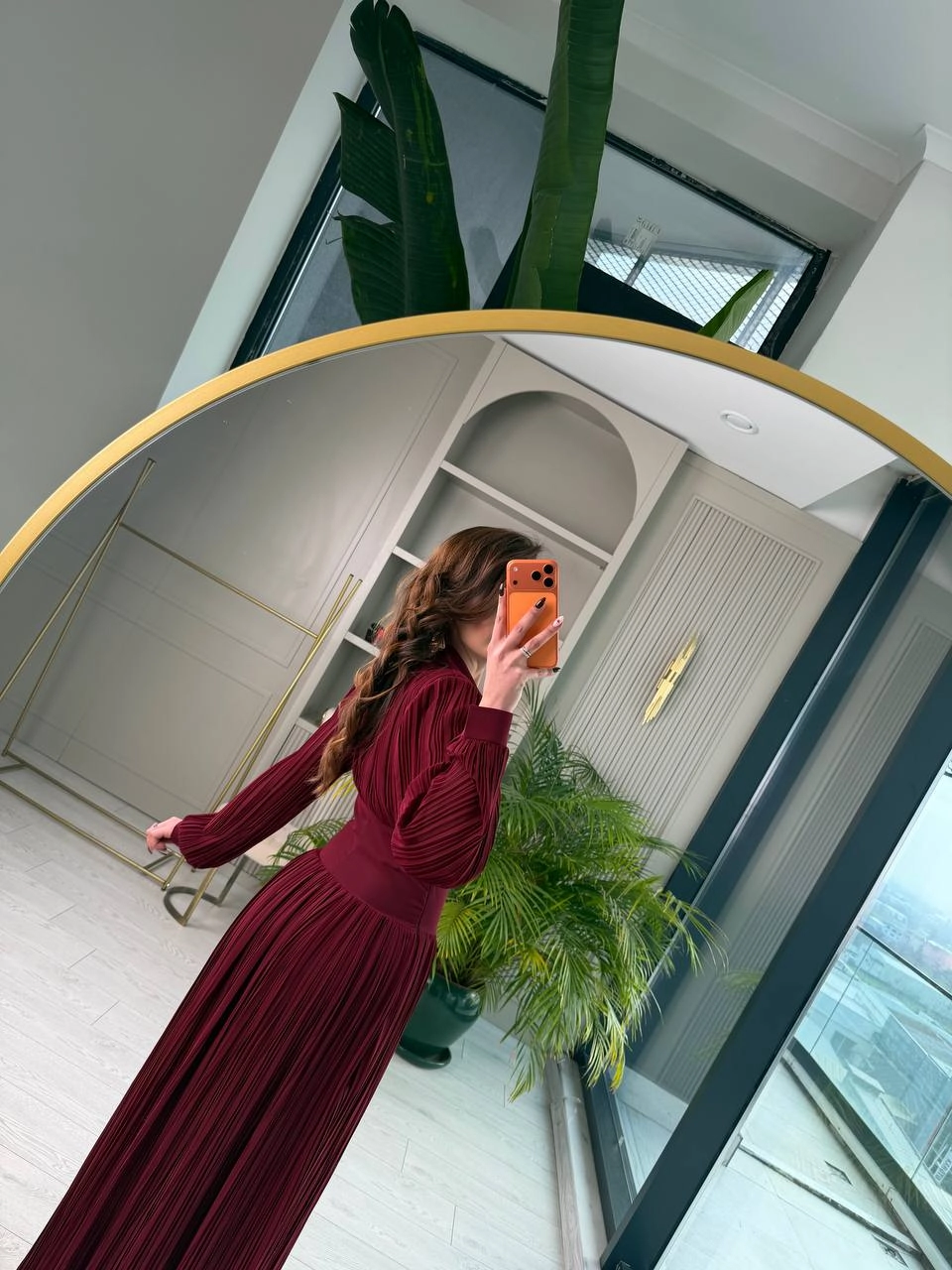 Tasarım%20Bordo%20İnce%20Piliseli%20Bel%20Detay%20Premium%20Şifon%20Elbise