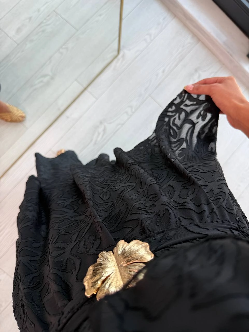 Siyah%20Astarlı%20%100%20Pamuklu%20Katlı%20Elbise