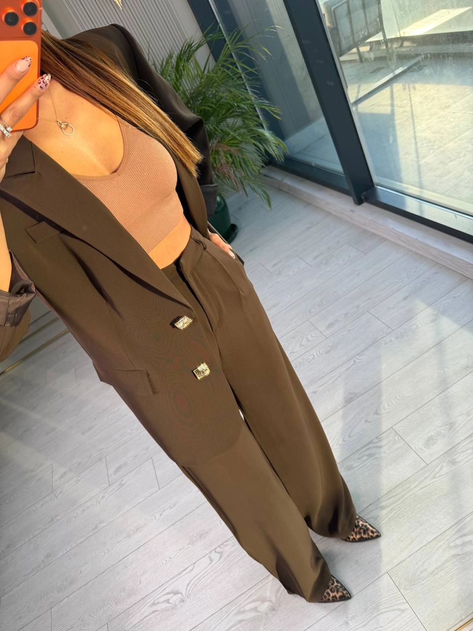 Kahverengi%20Gold%20Düğmeli%20İthal%20Krep%20Kumaş%20Takım