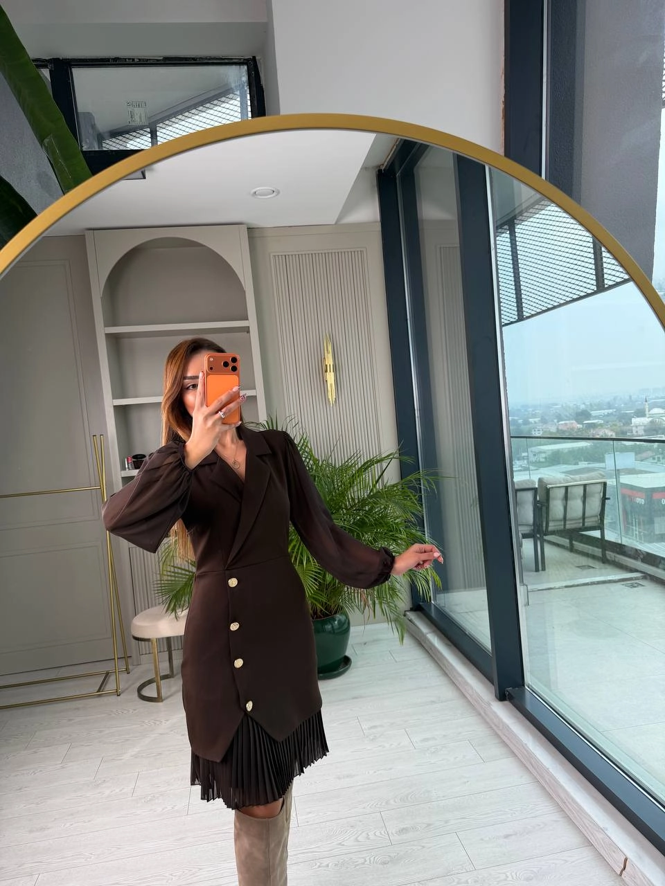 Kahverengi%20Tasarım%20Pilise%20Detaylı%20Astarlı%20Elbise