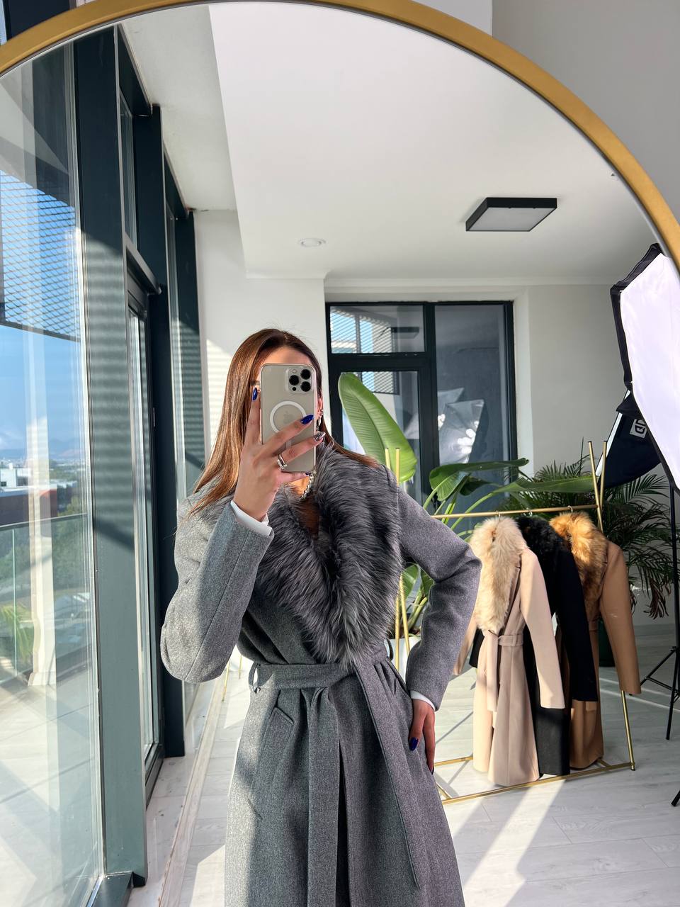 Gri Kürk Yaka Detaylı Aastarlı Premium Seri Kaşe Kaban