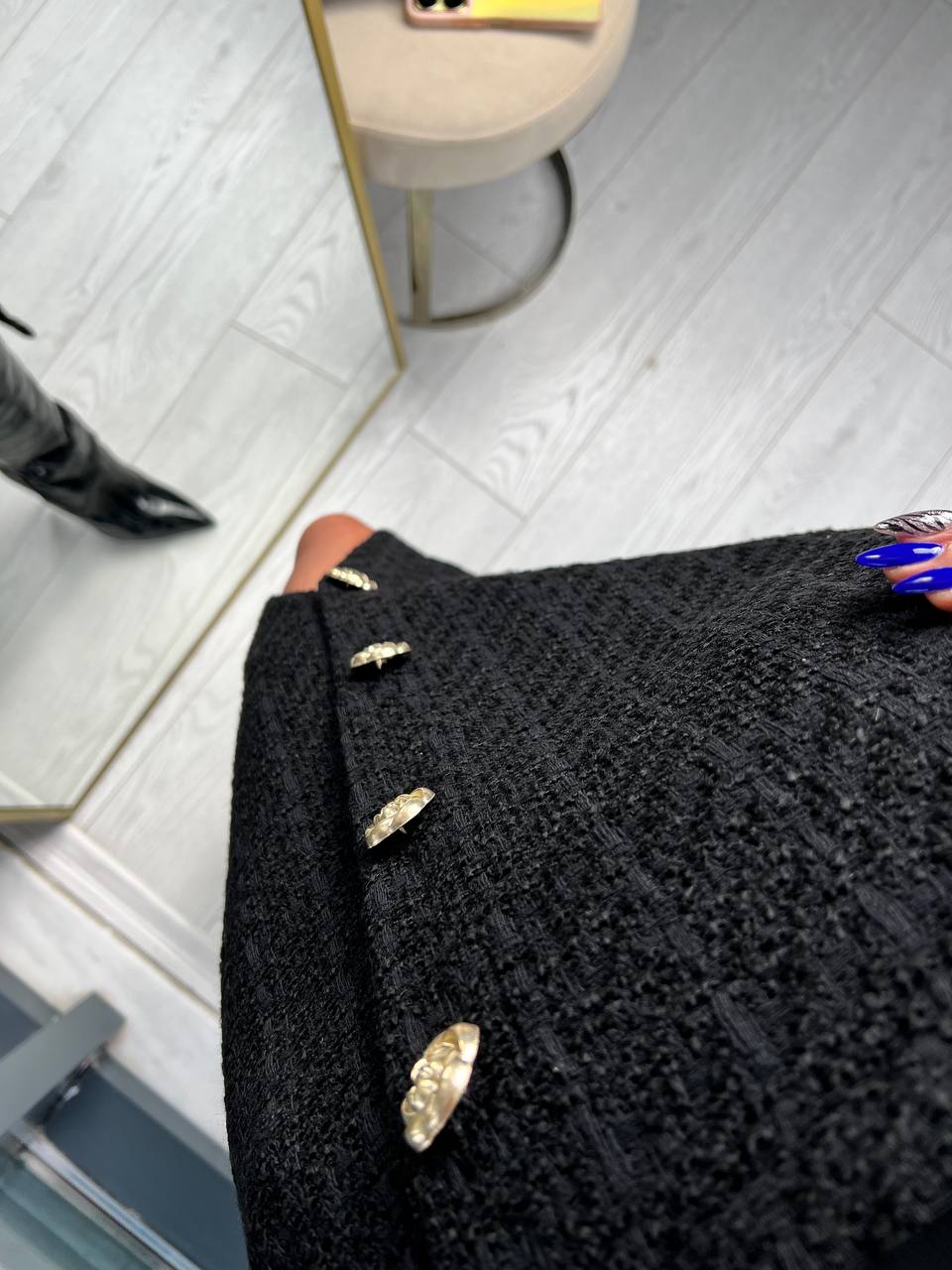 Premium%20Siyah%20Gül%20Gold%20Düğme%20Detaylı%20tuvid%20Etek%20Ceket%20Takım