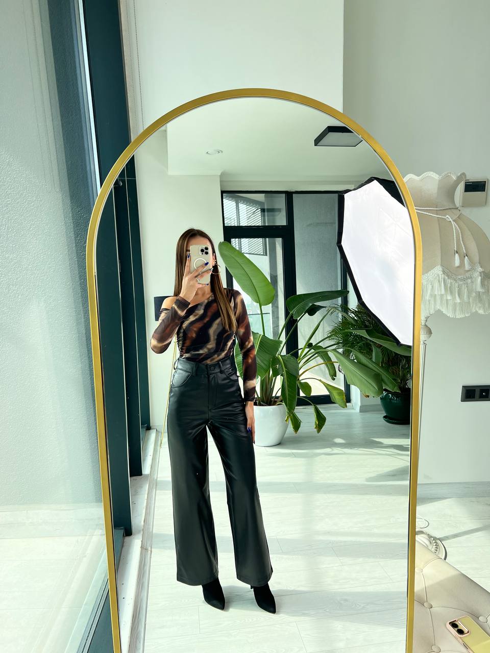 Kahve Geçişli Astarlı Tül Bluz
