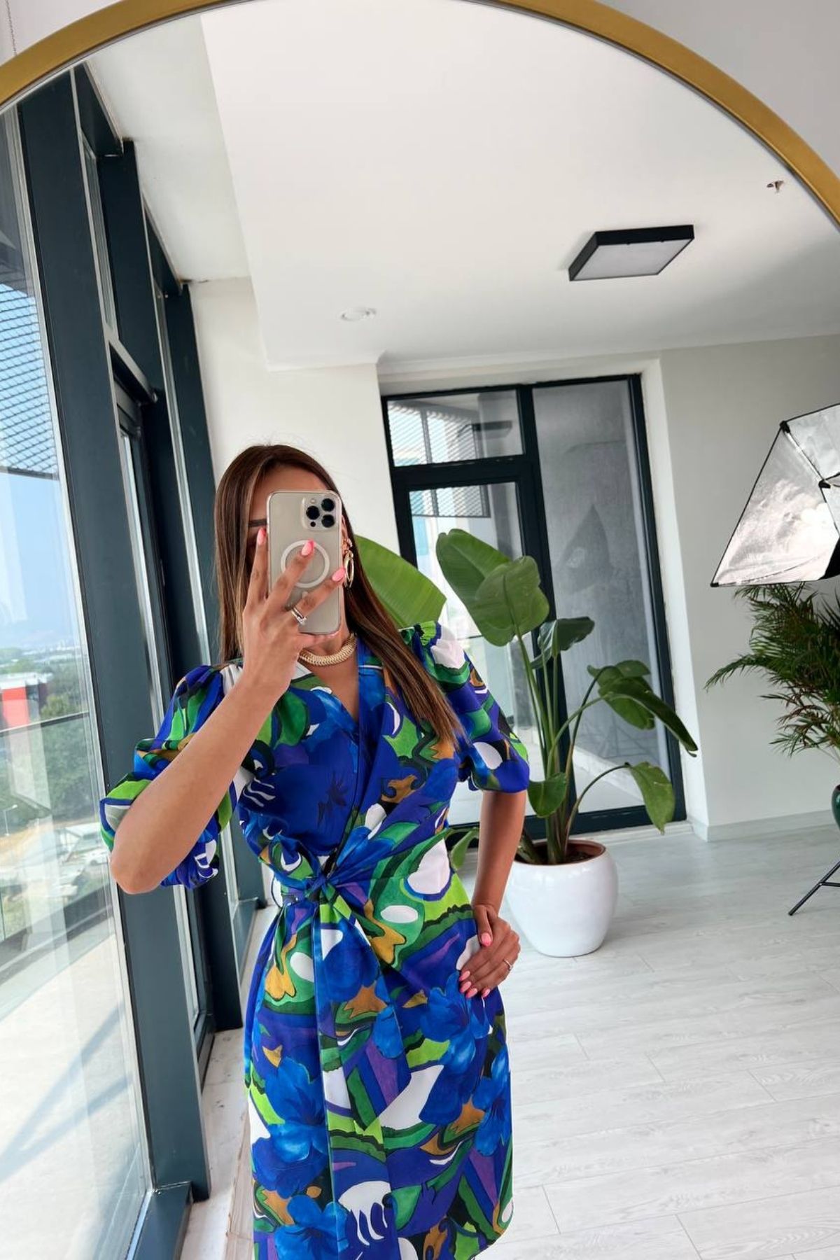 Mavi%20Bahar%20Desen%20Krep%20Kumaş%20Moss%20Elbise