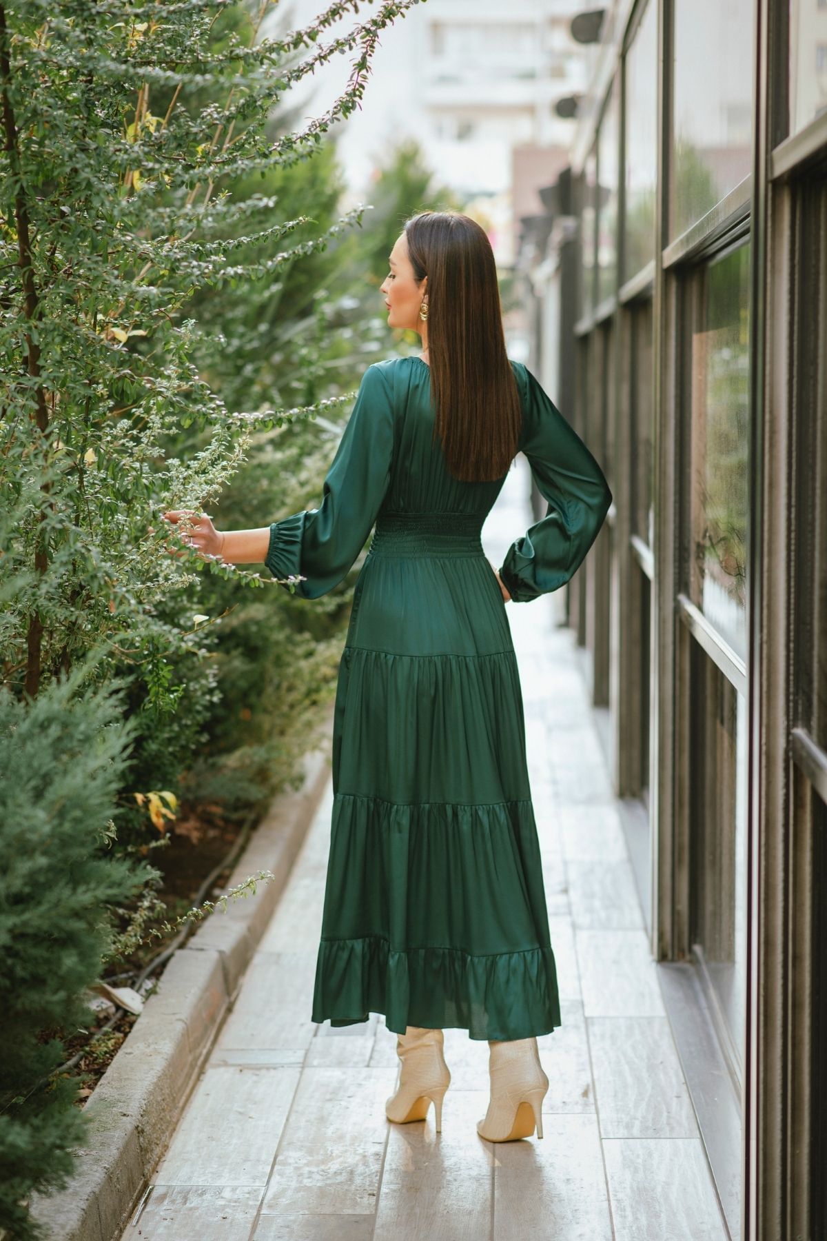 Zümrüt%20Yeşili%20Beli%20Gipeli%20Pamuk%20Saten%20Elbise