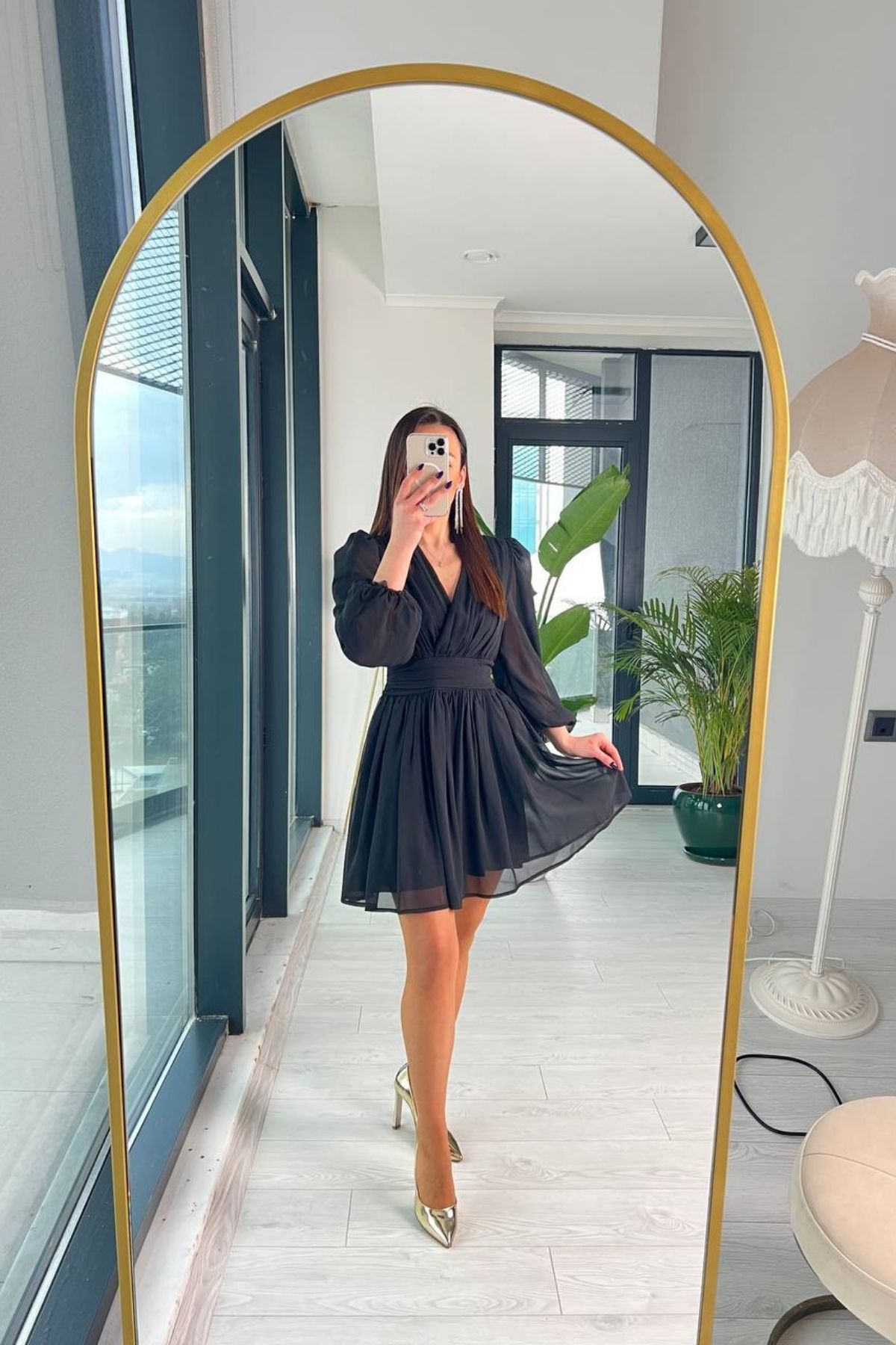 Siyah Tasarım Şifon Astarlı Mini Elbise