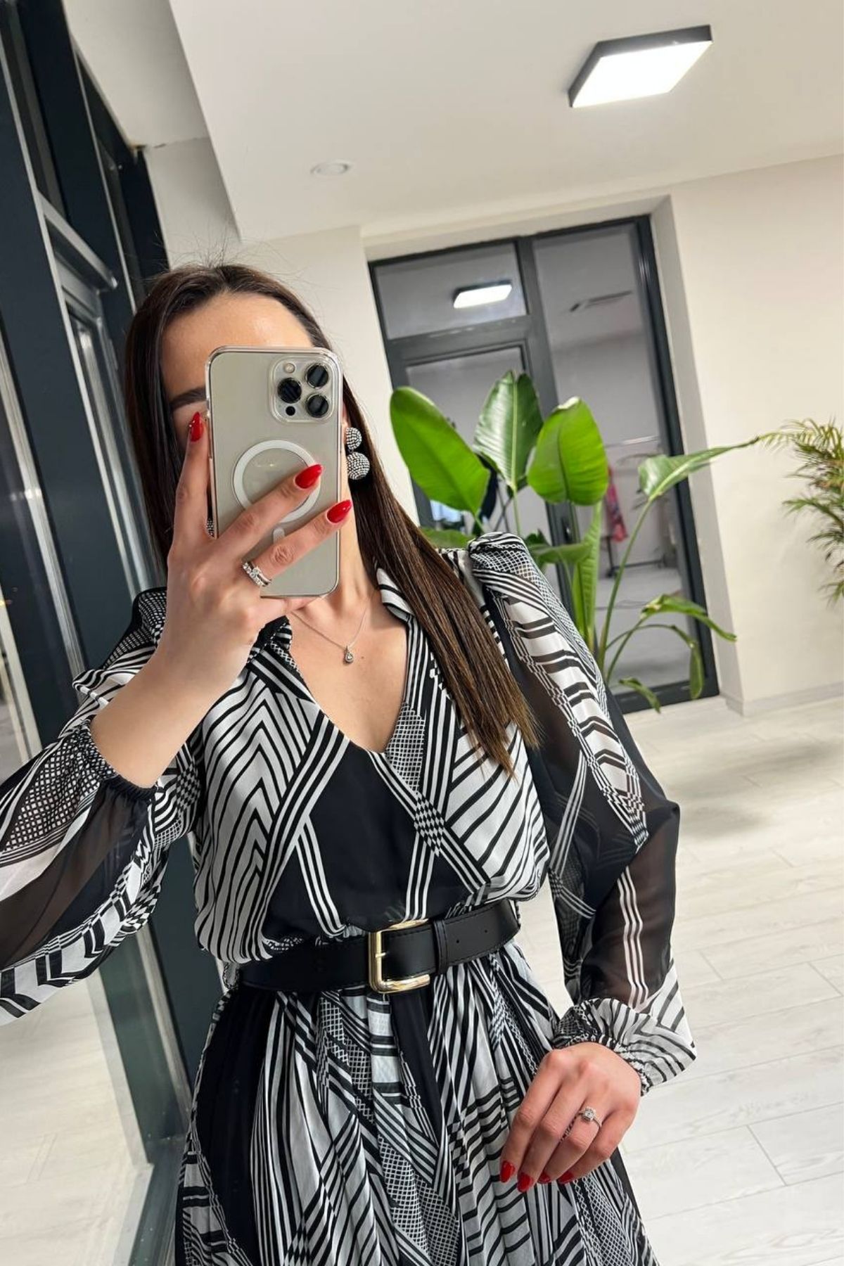 Siyah%20Kemerli%20Astarlı%20Şifon%20Elbise
