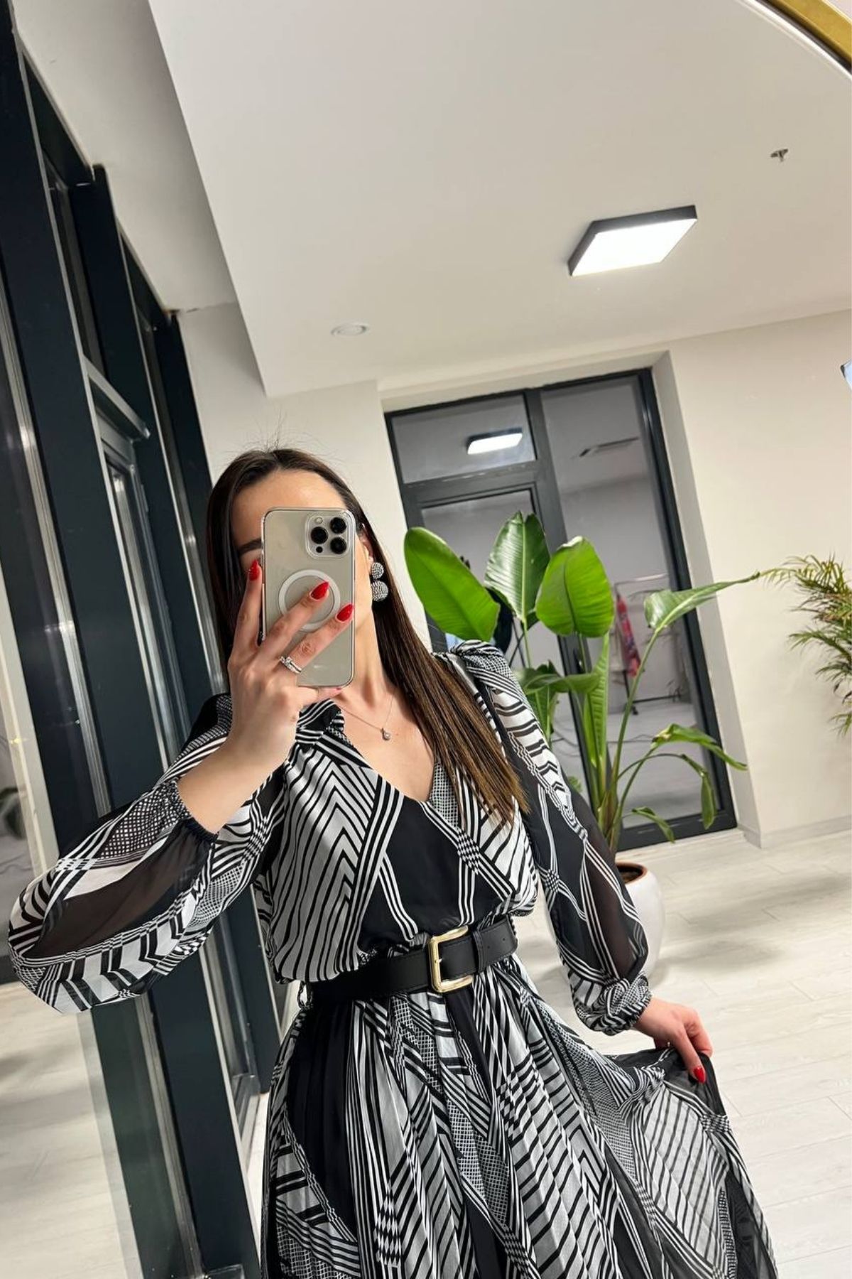 Siyah%20Kemerli%20Astarlı%20Şifon%20Elbise