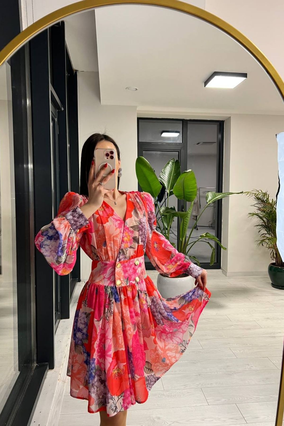 Tasarım%20Çiçek%20Desenli%20Vltn%20Model%20Şifon%20elbise