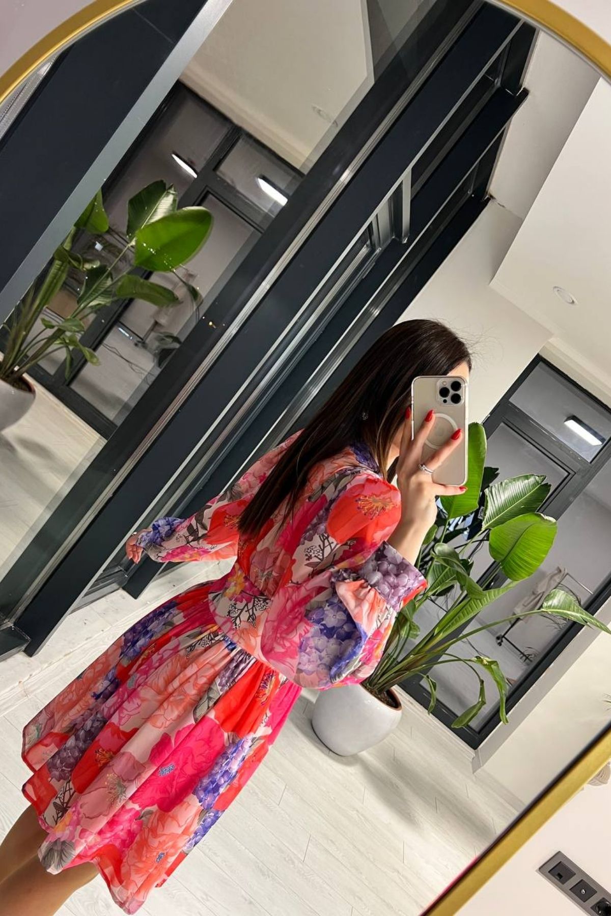 Tasarım%20Çiçek%20Desenli%20Vltn%20Model%20Şifon%20elbise