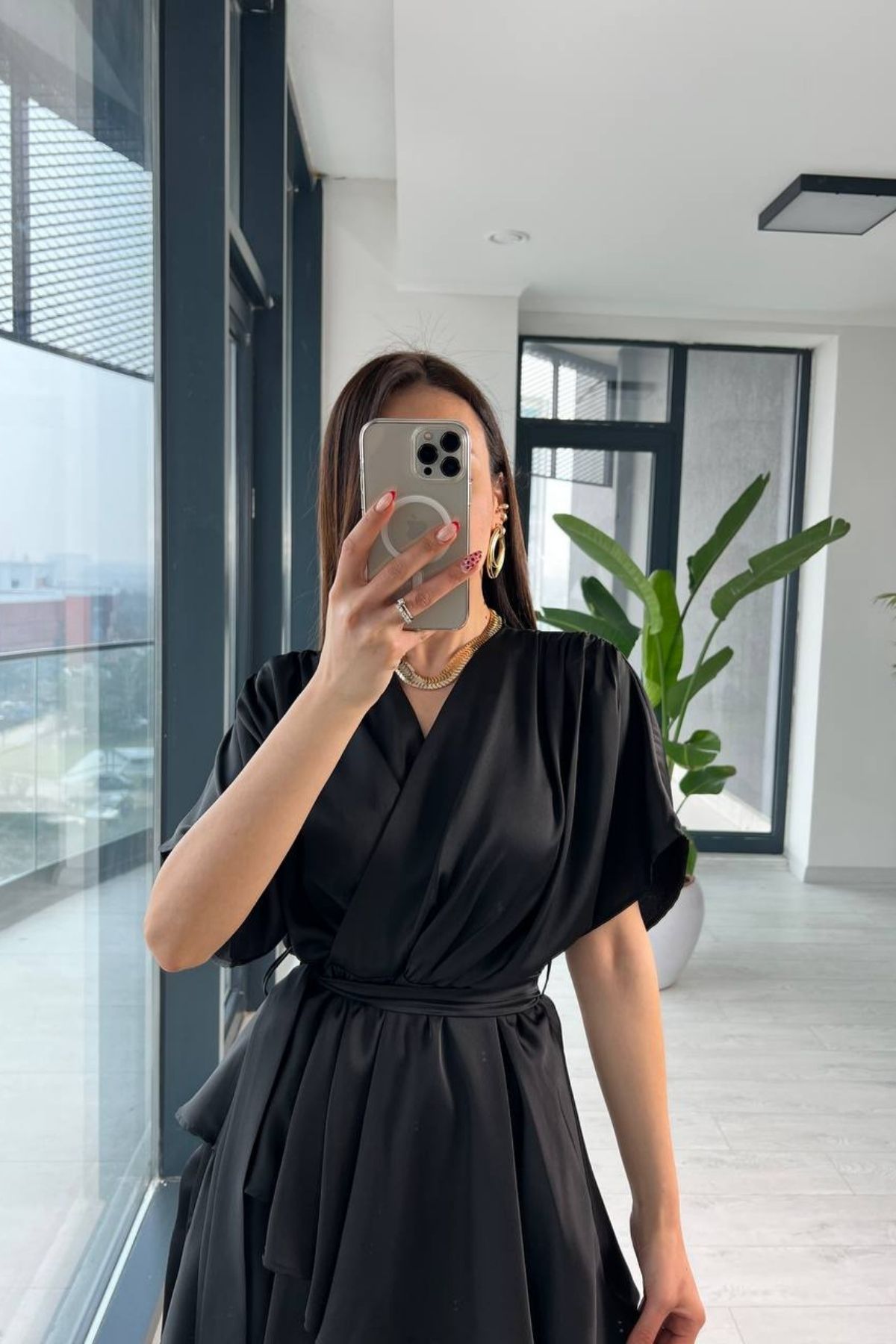 Siyah Yarasa Kol Pamuk Saten Elbise