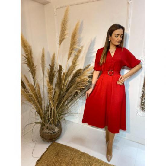 Kırmızı kemerli ayrobin kumaş elbise