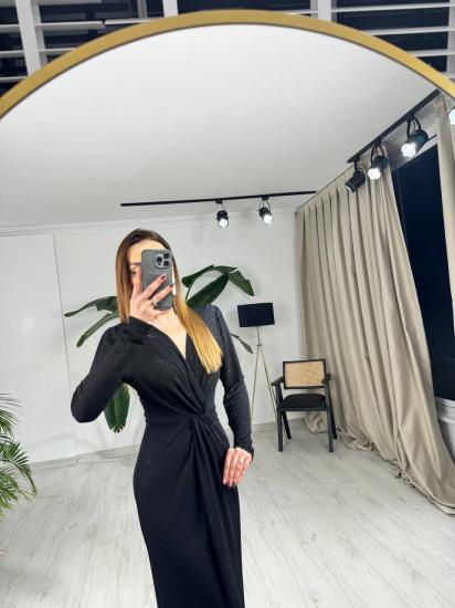 Siyah Kruvaze Yaka Bel Detaylı Vatkalı Işıltılı Elbise