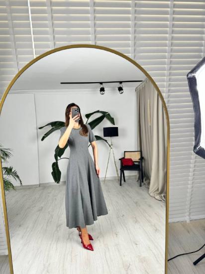 Gri Zara Model Vatkalı Atlas Kumaş Midi Boy Elbise