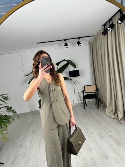 Tasarım Soft Yeşil Çiçek Düğme Detaylı Yelek Pantolon Takım