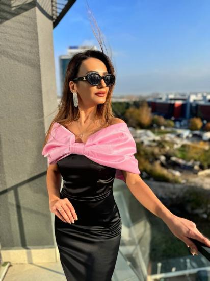 Tasarım Pembe Yaka Fiyonk Detay Tok Saten Kumaş Elbise