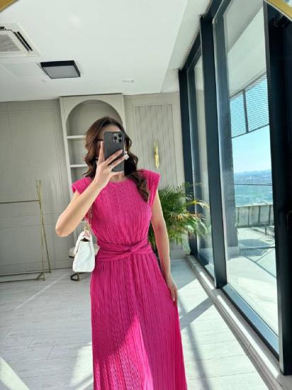 Pembe Bel Detay Astarlı Piliseli Kumaş Elbise