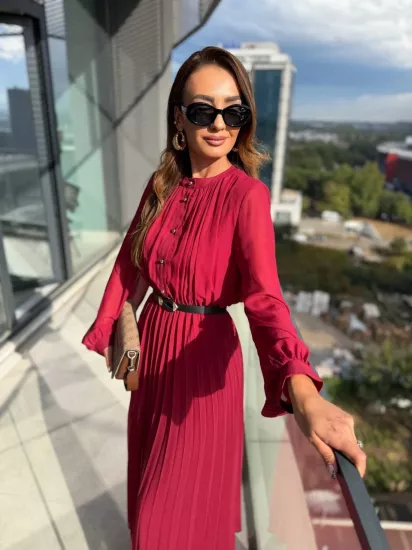 Bordo Piliseli Astarlı Kemerli Düğme Detay Şifon Elbise