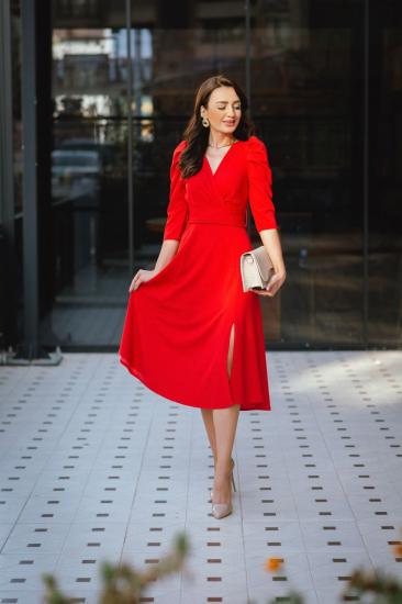 Kırmızı Kruvaze  Kuşak Yırtmaç Detaylı Crep Elbise