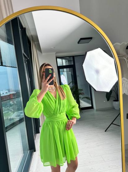 Tatlı Yeşil Tasarım Şifon Astarlı Mini Elbise
