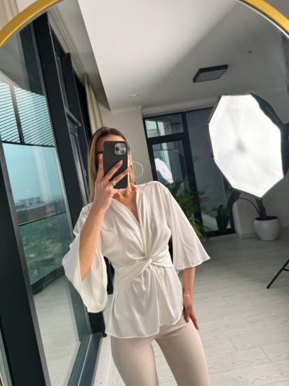 Ekru ipek Saten Bel Düğüm Bluz