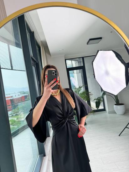 Siyah Düğüm Detaylı Tok Saten Elbise