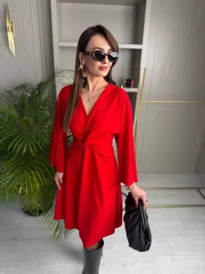 Kırmızı Düğüm Detay Likralı Krep Kumaş Elbise