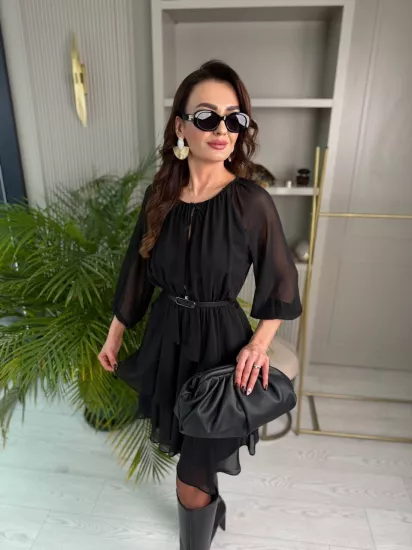 Siyah Eteği Katlı Astarlı Kemerli Premium Şifon Elbise