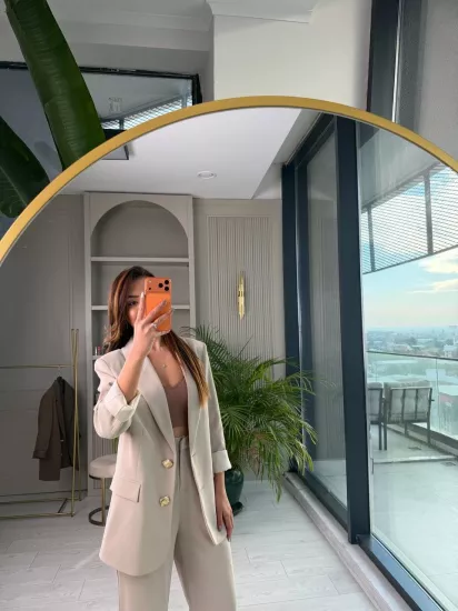 Bej Gold Düğmeli İthal Krep Kumaş Takım