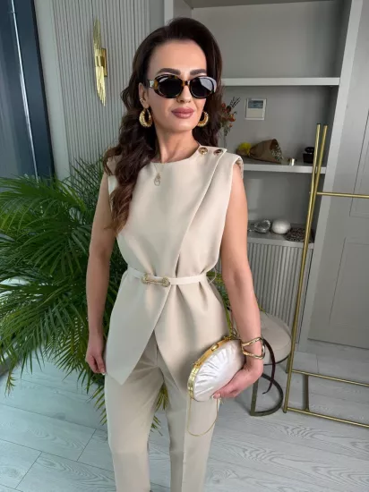 Tasarım Bej Kemerli Pantolon Yelek Takım