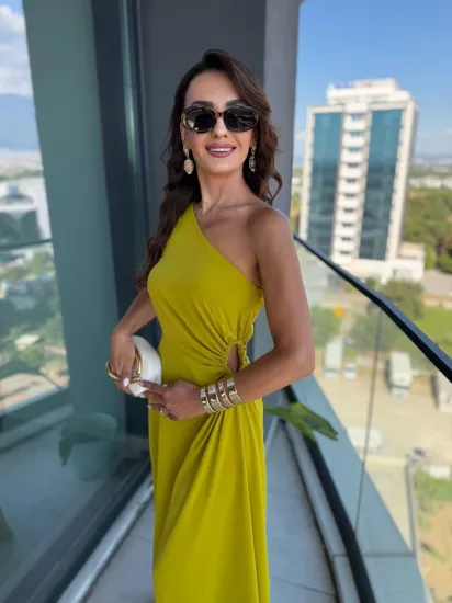 Yağ Yeşili Bel Pencereli Dubai Saten Kumaş Elbise