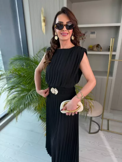 Siyah Zara Model Astarlı Tok Krep Kumaş Piliseli Elbise