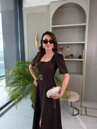 Kahverengi Kare Yaka Double Krep Kumaş Çan Elbise