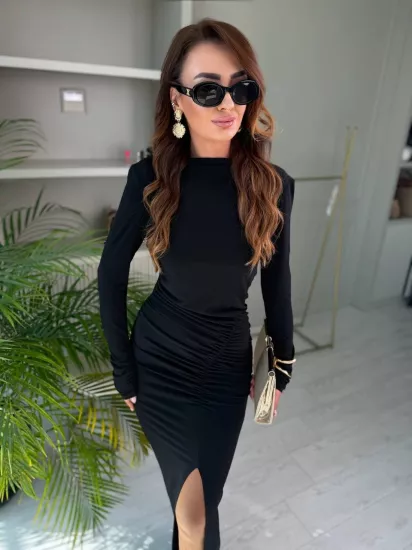 Tasarım Siyah Sırt Dekolte Ve Kolye Detaylı Likralı İthal Cendy Elbise