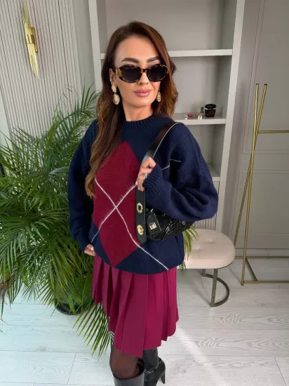 Lacivert Zemin Bordo Desenli Kazak