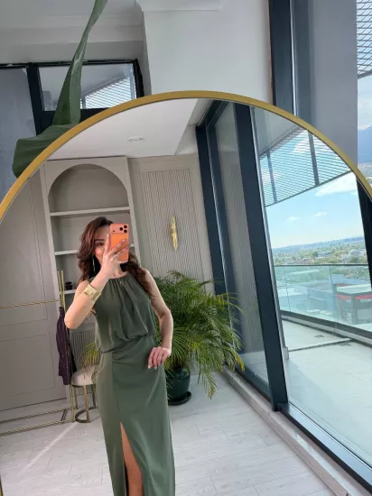 Haki Yırtmaç Detaylı Zara Model İpekli Krep Elbise