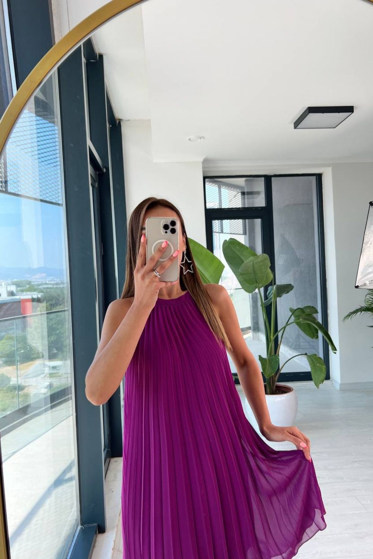Mor%20Piliseli%20Astarlı%20Halter%20Yaka%20Şifon%20Elbise