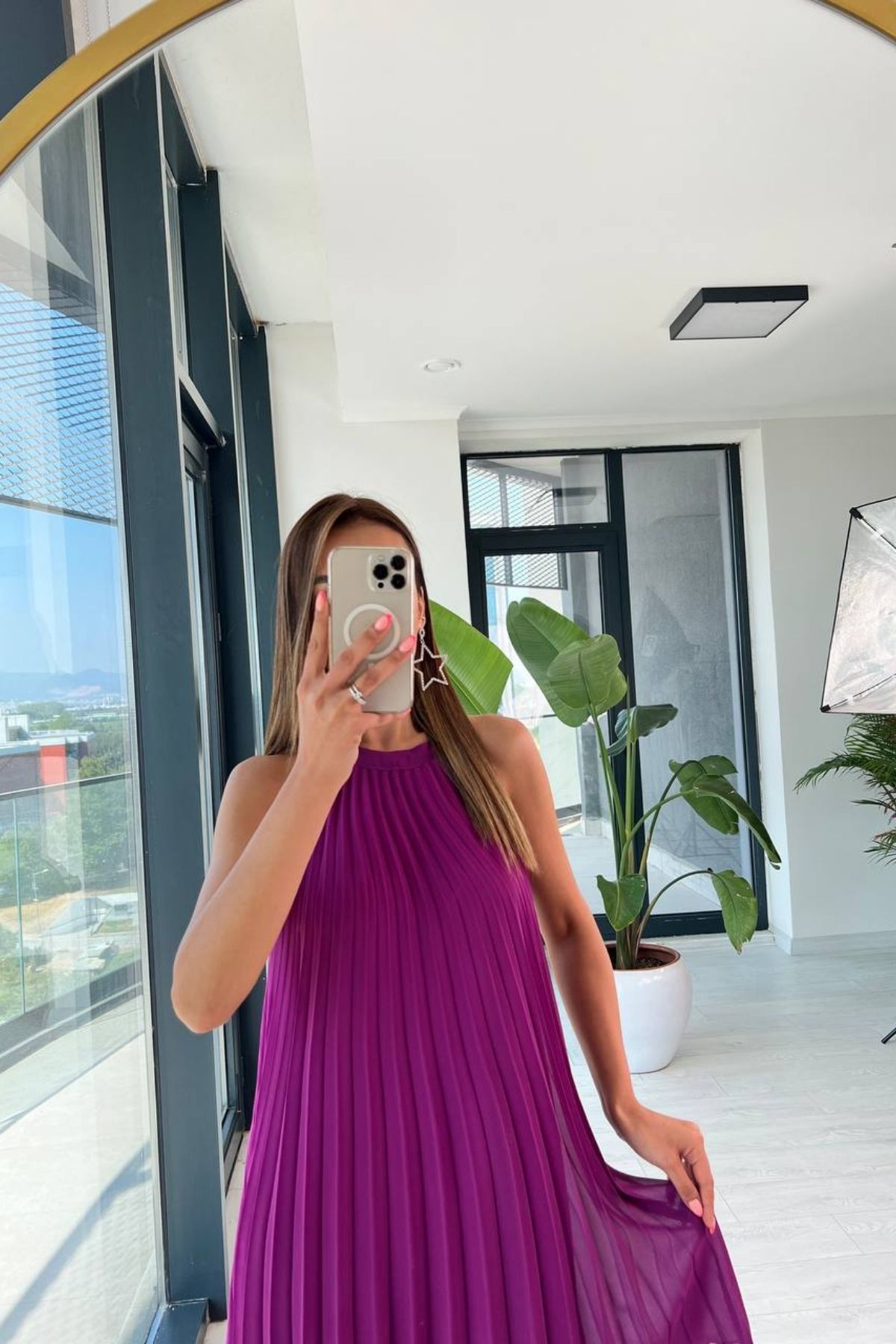 Mor%20Piliseli%20Astarlı%20Halter%20Yaka%20Şifon%20Elbise